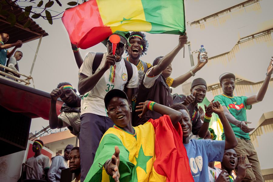 Fan wearing the Senegal · Fans